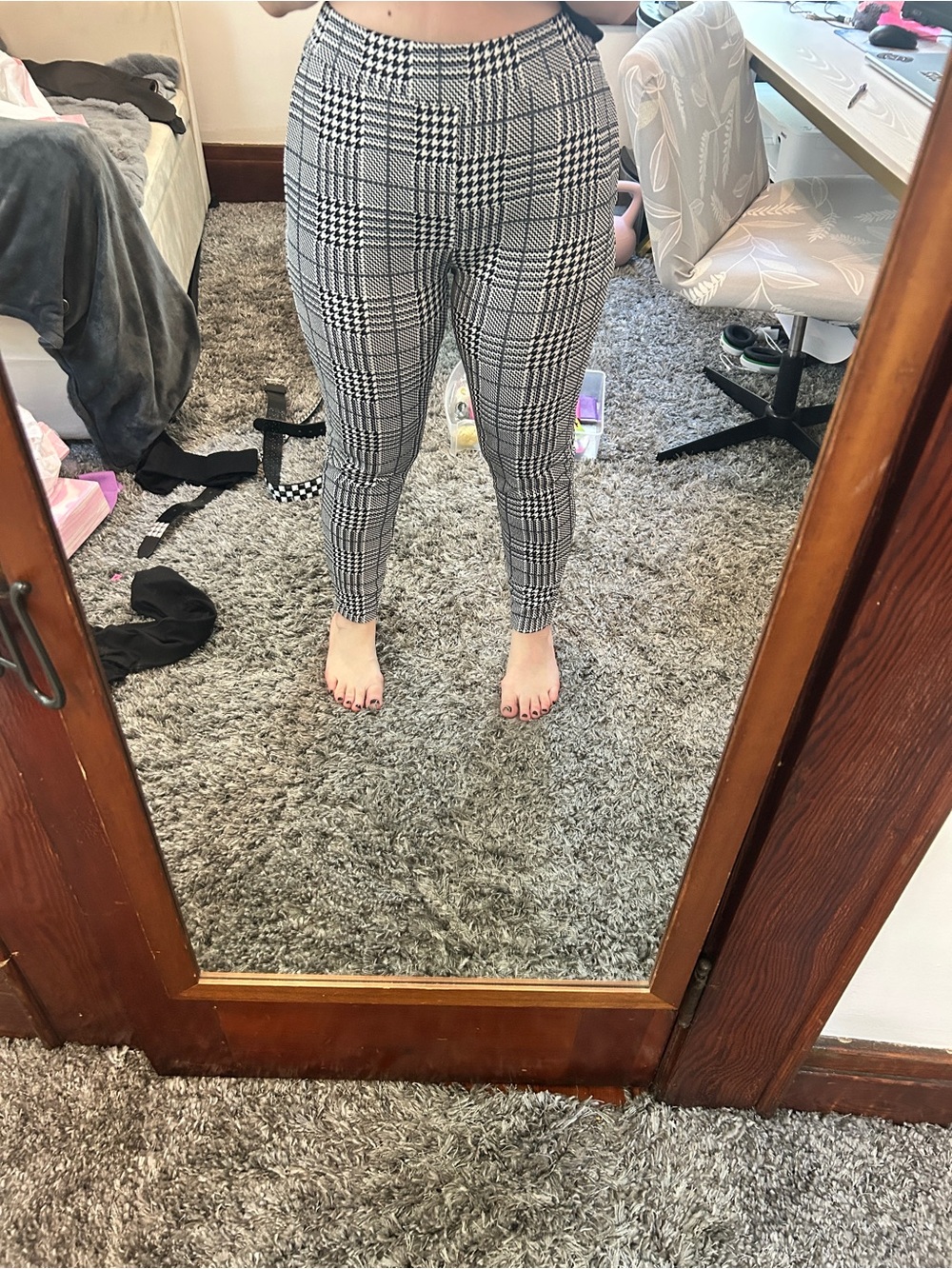Black & White Plaid High-Waist Skinny Pants